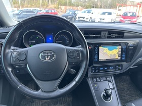 Toyota Auris vaihtoauto