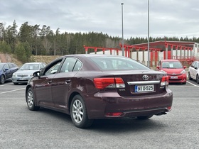 Toyota Avensis vaihtoauto