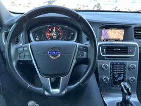 Volvo V60 Cross Country vaihtoauto