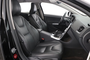 Volvo V60 Cross Country vaihtoauto