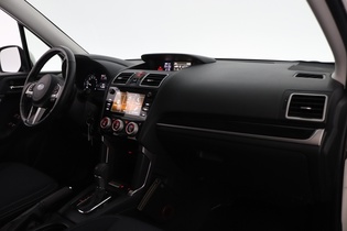 Subaru Forester vaihtoauto