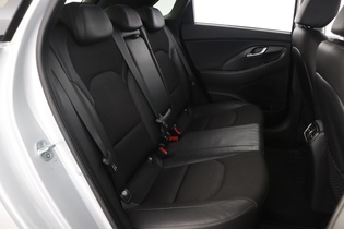 Hyundai i30 5d vaihtoauto