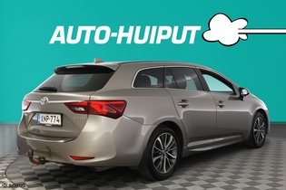 Toyota Avensis vaihtoauto