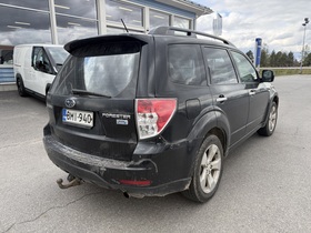 Subaru Forester vaihtoauto