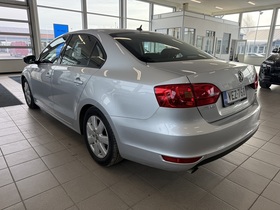 Volkswagen Jetta vaihtoauto