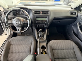 Volkswagen Jetta vaihtoauto