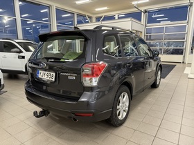 Subaru Forester vaihtoauto