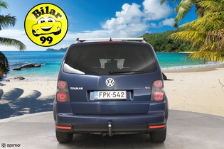 Volkswagen Touran vaihtoauto