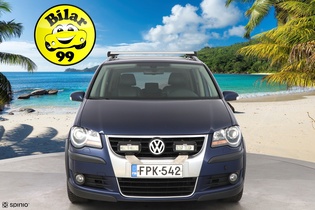 Volkswagen Touran vaihtoauto