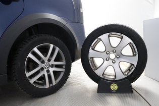 Volkswagen Touran vaihtoauto