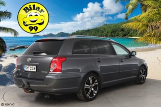 Toyota Avensis vaihtoauto