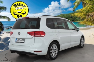 Volkswagen Touran vaihtoauto