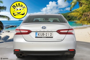 Toyota Camry vaihtoauto