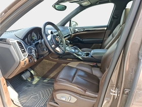 Porsche Cayenne vaihtoauto