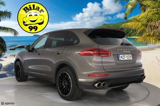 Porsche Cayenne vaihtoauto