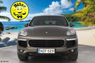 Porsche Cayenne vaihtoauto