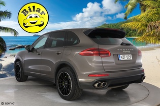 Porsche Cayenne vaihtoauto
