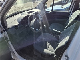 Ford Transit Connect vaihtoauto