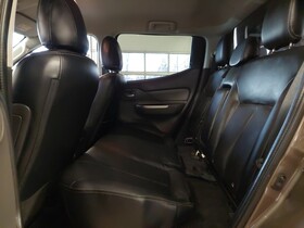 Mitsubishi L200 vaihtoauto