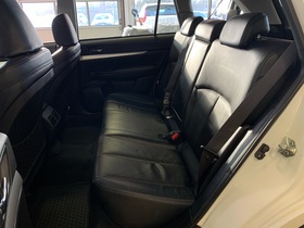 Subaru Outback vaihtoauto