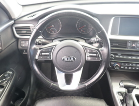 Kia Optima vaihtoauto