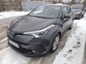 Toyota C-HR vaihtoauto