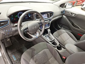 Hyundai IONIQ plug-in vaihtoauto