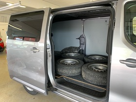 Opel Vivaro vaihtoauto
