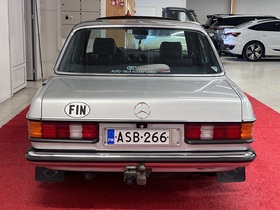 Mercedes-Benz 200 vaihtoauto