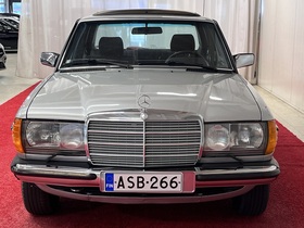 Mercedes-Benz 200 vaihtoauto