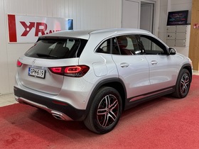 Mercedes-Benz GLA vaihtoauto