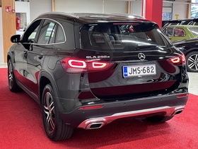 Mercedes-Benz GLA vaihtoauto