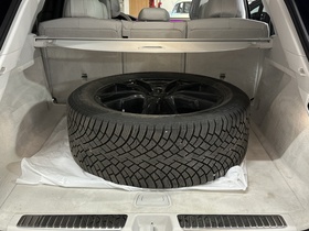 Mercedes-Benz EQS vaihtoauto