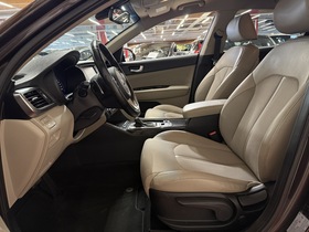 Kia Optima vaihtoauto