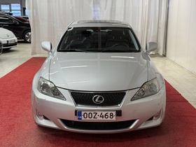 Lexus IS vaihtoauto