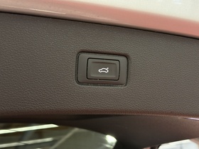 Audi Q7 vaihtoauto