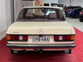 Mercedes-Benz 200 vaihtoauto