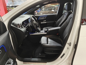 Mercedes-Benz EQA vaihtoauto