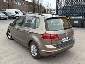 Volkswagen Golf Sportsvan vaihtoauto