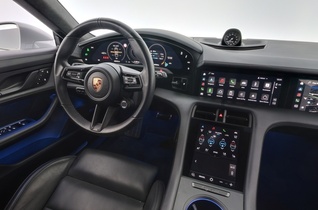 Porsche Taycan vaihtoauto