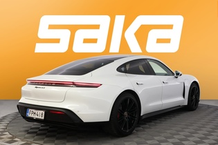 Porsche Taycan vaihtoauto