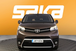 Toyota Proace Verso vaihtoauto