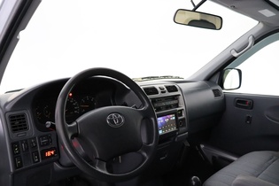 Toyota Hiace vaihtoauto