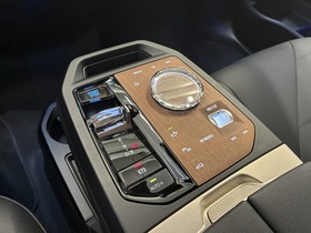 BMW iX vaihtoauto