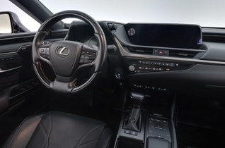 Lexus ES vaihtoauto