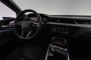 Audi e-tron vaihtoauto