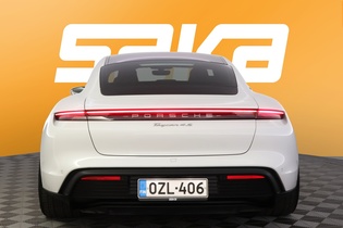 Porsche Taycan vaihtoauto