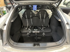 Tesla Model S vaihtoauto