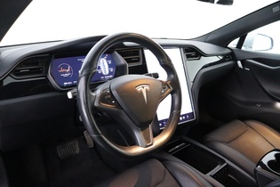 Tesla Model S vaihtoauto