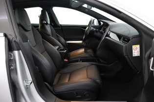 Tesla Model S vaihtoauto